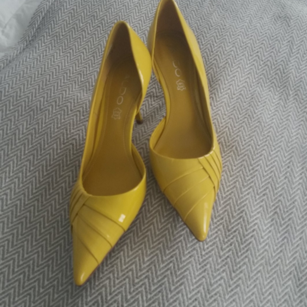 Brand New Bright Yellow Also Heels 38